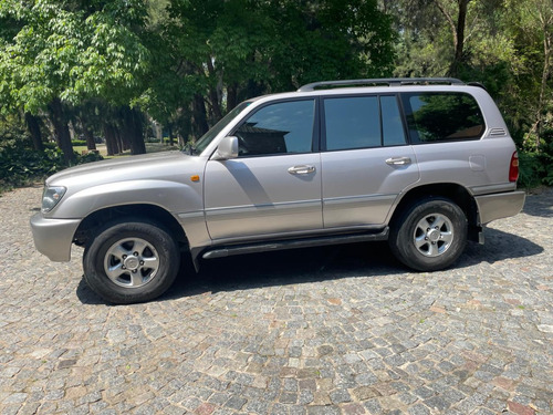 Toyota Land Cruiser 2002