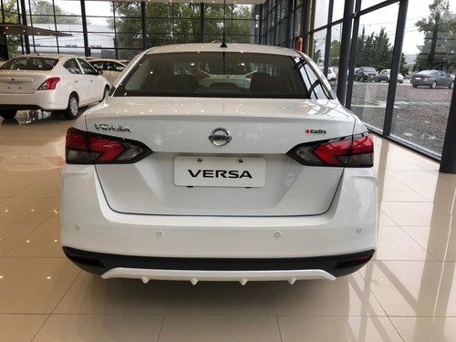 Imagen 20 de 20 de Nissan Versa 1.6 Exclusive#05 Entrega Ya