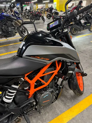 Ktm Duke 390