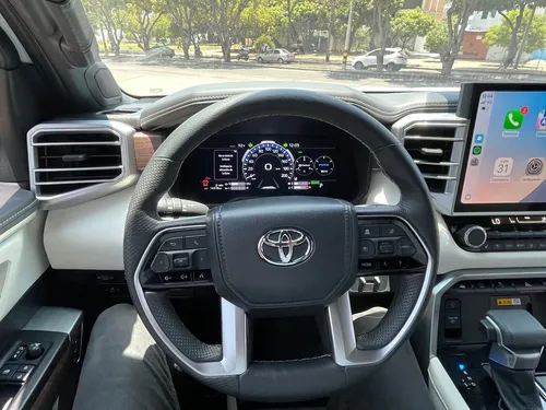 Toyota Sequoia 3.5 V6 Capstone