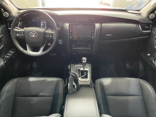 Toyota SW4 2.8 D-4D Turbo Diesel Srx 7L 4X4 Automático