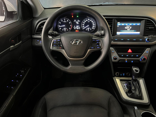 Hyundai Elantra 2.0 16V FLEX 4P AUTOMÁTICO