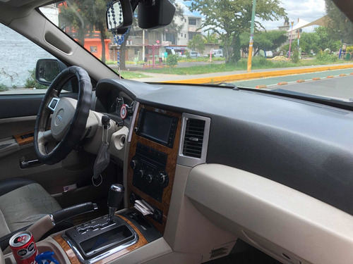 Imagen 4 de 6 de Jeep Grand Cherokee 2009 5.7 Limited Premium V8 4x2 Mt