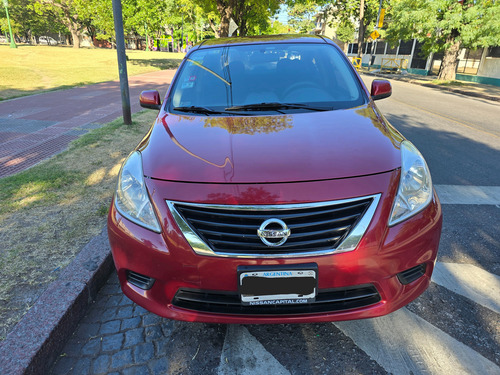 Nissan Versa 1.6 Visia Mt