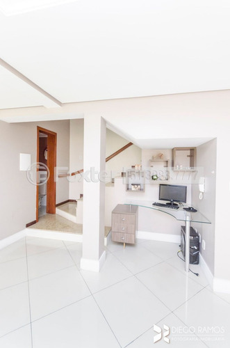 Casa Em Condomínio, 3 Dormitórios, 243.14 M², Menino Deus - 205161