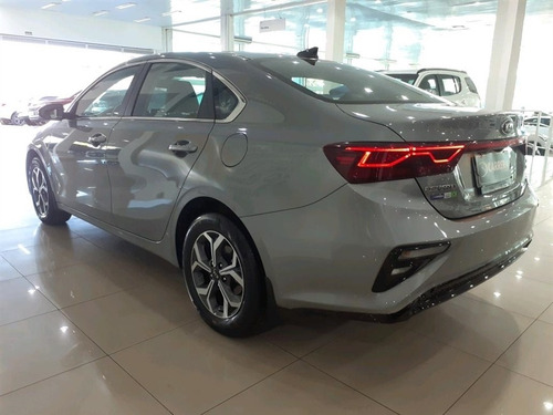 Imagem 3 de 12 de Cerato 2.0 16v Flex Sx Automático