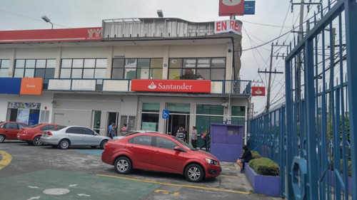 Local En Planta Baja En Plaza Comercial Iztapalapa