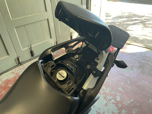Imagen 21 de 25 de Honda Nc 700 2015 Impecable