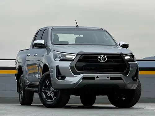 Toyota Hilux 2.4 Diesel Srv 4X4 At