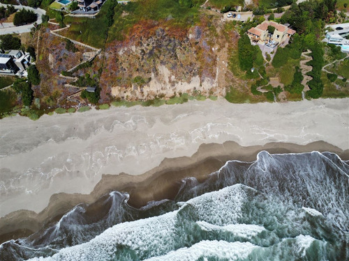 Terreno En Primera Línea De Beranda Con Acceso A Playa