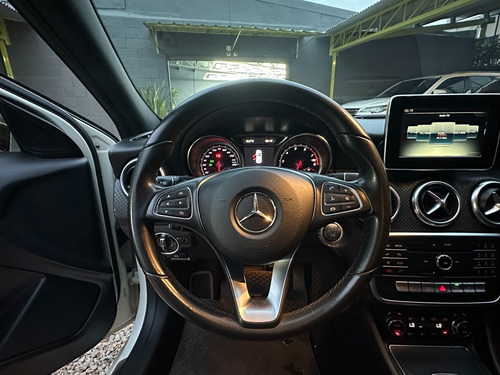 Mercedes-Benz Clase A 1.6 A200 Urban 156cv