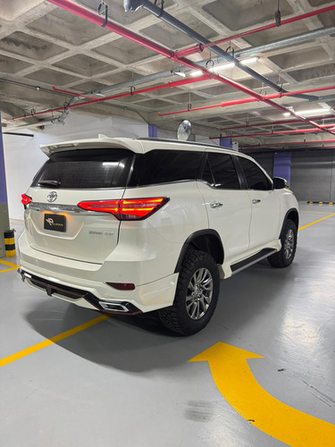Toyota Fortuner Trompa Lexus 2022
