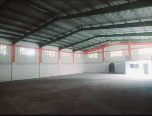 Nave En Alquiler Av. Ecológica