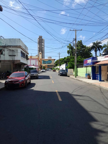 Venta De Edificio De 3 Nivele Alma Rosa Primero I