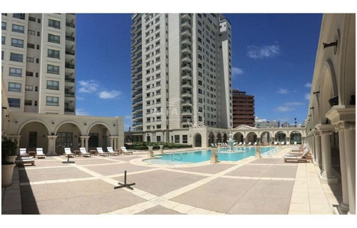 Imagen 20 de 22 de Excelente Apartamento Frente Al Mar !