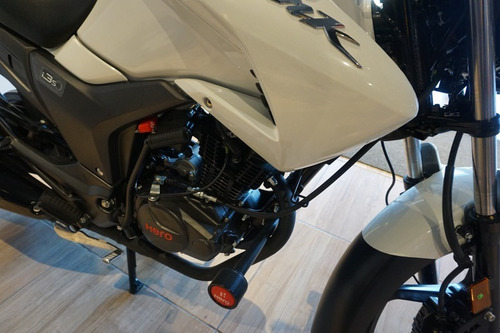 Imagen 14 de 21 de Hero Hunk 150cc I3s 2022 No Rouser