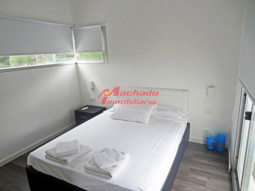 Moderna Casa San Rafael- Ref: 5451