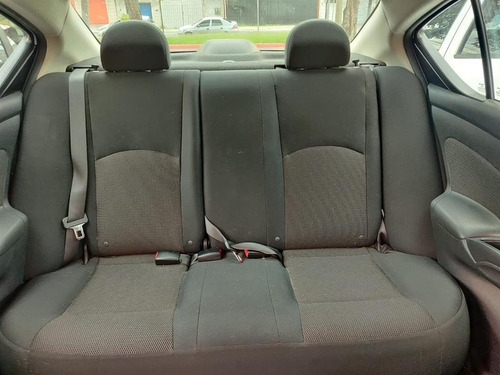 Nissan Versa 1.6 16v Sv Flex Manual