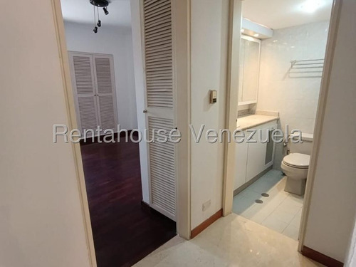 Apartamento En Alquiler En El Rosal 25-17389 Yf