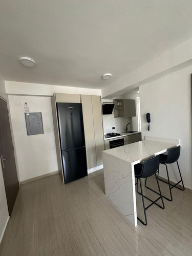 Apartamento En Prebo, Resid. Agua Viva 2. Tipo Estudio. Lm.p