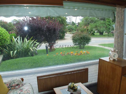 Casa En Mansa, A Pasos Del Mar.-ref:798