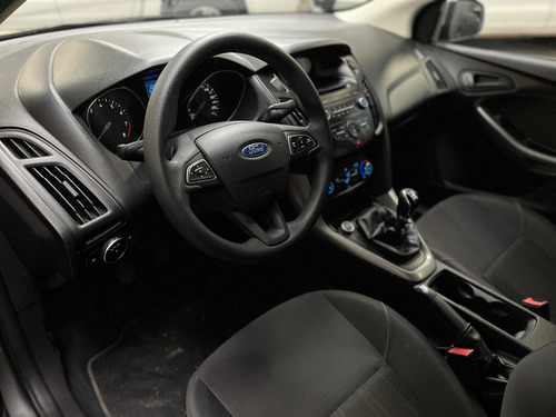 Imagen 8 de 9 de Ford Focus Iii 2016 1.6 Sedan S