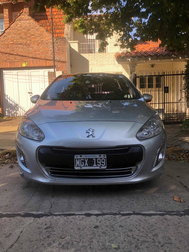 Peugeot 308 2.0 Feline 143cv 2013