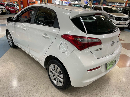 Imagem 4 de 9 de Hyundai Hb20 1.6 Comfort Plus