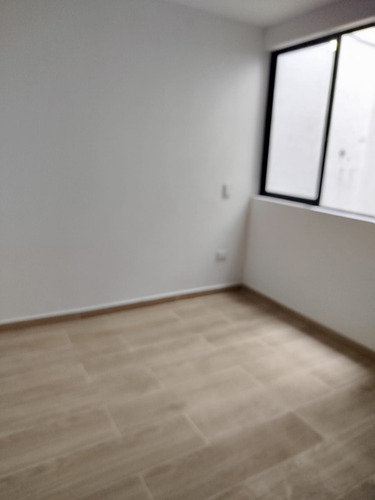 Aparta Estudio Interno En Venta En La Ceja ( A 3 Cuadras Del Parque Principal)