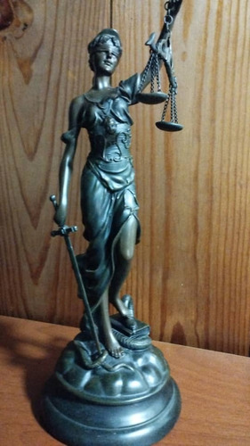 Dama Ciega De La Justicia 