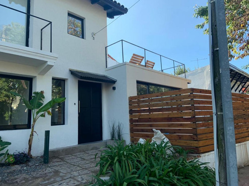 Casa - Punta Chica