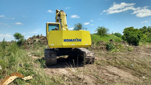 Excavadora Komatsu Pc 220