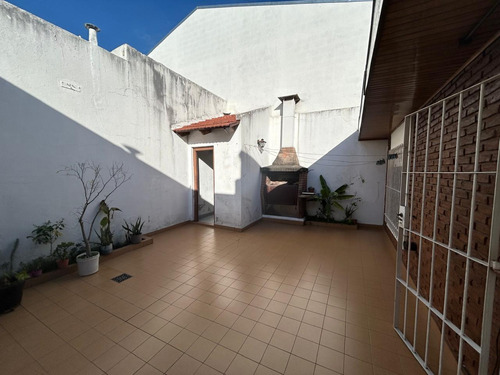 Excelente Chalet 3 Amb C/ Cochera