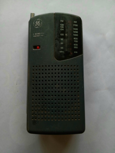 Radio Am/fm General Electric 7-2584a Gris Oscuro (Usado)