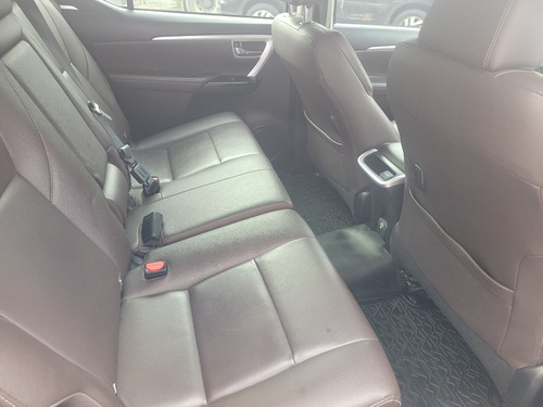 Toyota SW4 2.8 Srx 204Cv 4X4 7As At