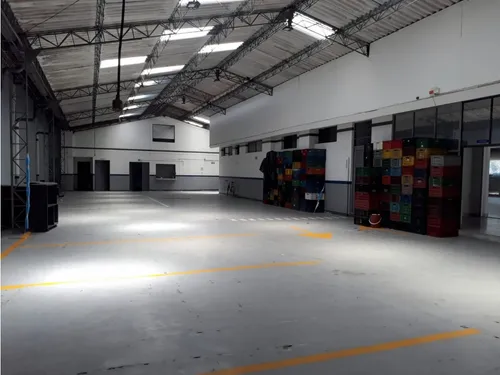 Bodega En Arriendo En El Poblado