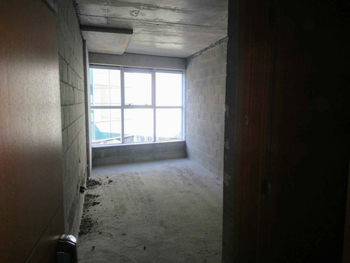 Sala Comercial À Venda Na Avenida Das Américas, Recreio Dos Bandeirantes, Rio De Janeiro - Rj - Liv-2061