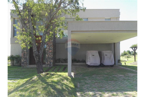 Imagen 13 de 14 de Vendo Residencia De Lujo En Agua Vista: 3 Habitaciones.