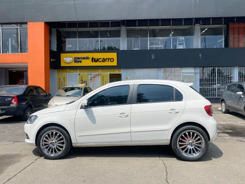Imagen 6 de 25 de Volkswagwn Gol Comfortline 2013