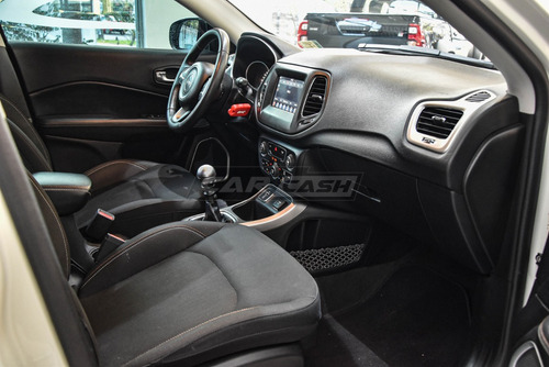 Jeep Compass 2.4 Sport Manual