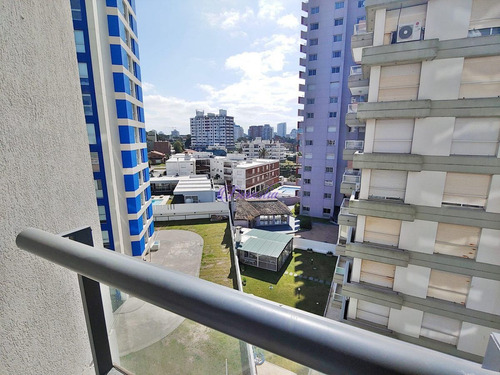Imagen 11 de 18 de Venta De Apartamento A Estrenar 1 Dormitorio En Playa Brava, Punta Del Este