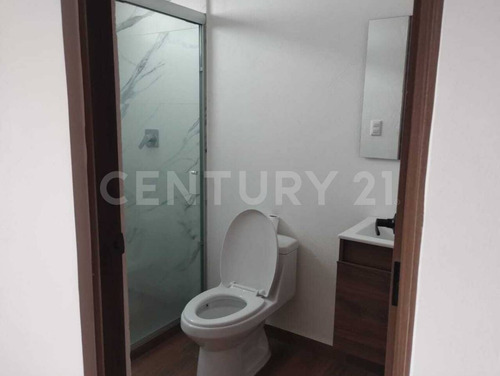 Renta Departamento Zona Cuautlancingo!!