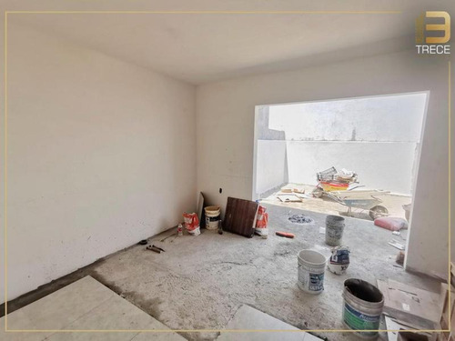 Imagen 3 de 13 de Casa En Lomas De La Rioja De Dos Pisos En Buen Precio