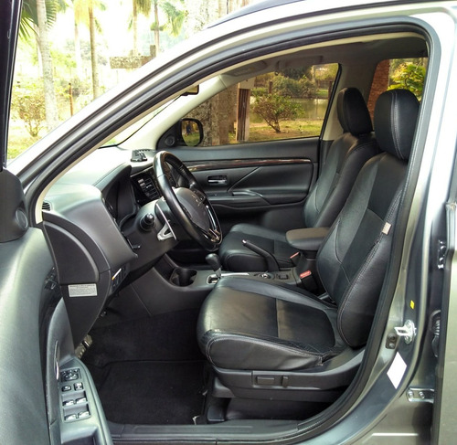Imagem 11 de 15 de Mitsubishi Outlander 2.2 Diesel, Automática, 07 Lugares