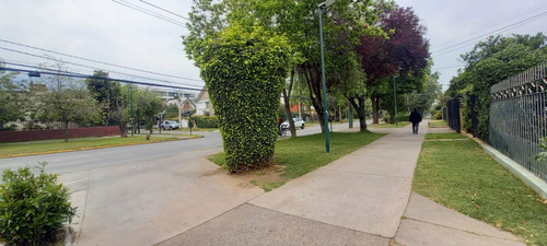 Casa De La Cultura De Ñuñoa / Juan Moya