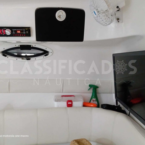 Imagem 6 de 15 de Bayliner 310 2014 Mercruiser Big Block 380hp Ar E Gerador