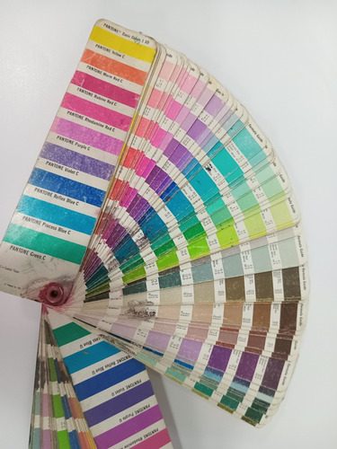 Muestrario Pantone Guide De Tintas Offset