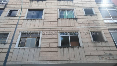 Imagen 1 de 17 de Acogedor Apartamento En Venta. Urb. Chacao. Mls #22-3913 Vanessa Sayago. 04125866548