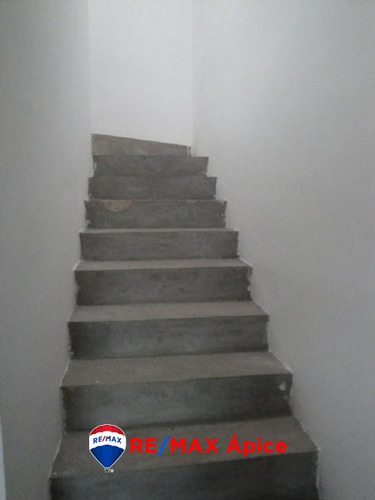Imagen 7 de 12 de En Venta Town House En Obra Gris, En Palma Real, Loma Real