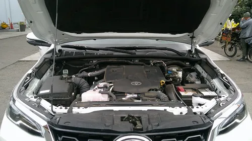 Toyota Fortuner 2.4 Diésel Srv 4X2